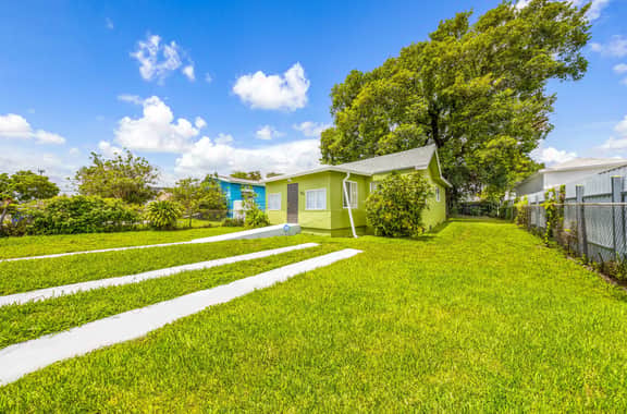 Miami Tree House